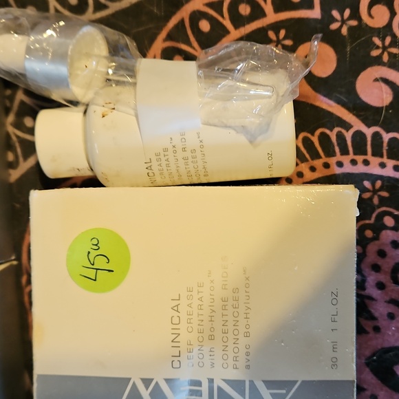 ANEW CLINICAL DEEP CREASE CONCENTRATE 1 fl.oz. - Picture 5 of 17